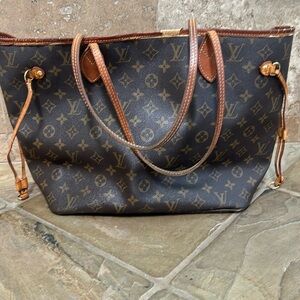LOUIS VUITTON Never Full MM Monogram